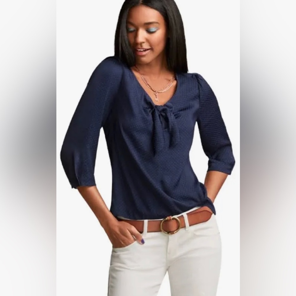 NWOT Cabi 5525 Blue Tie Knot Dotted Blouse